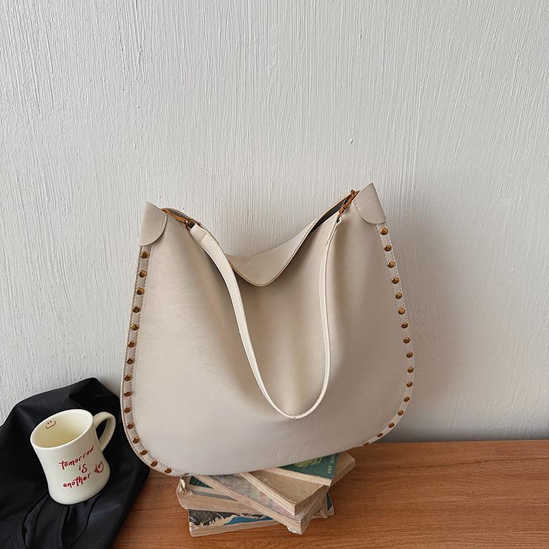 Persality Horseshoe Shape PU Solid Hasp Women's Shoulder Bags Exquisite Rivets Large Capacity Versatile Crossbody Bag