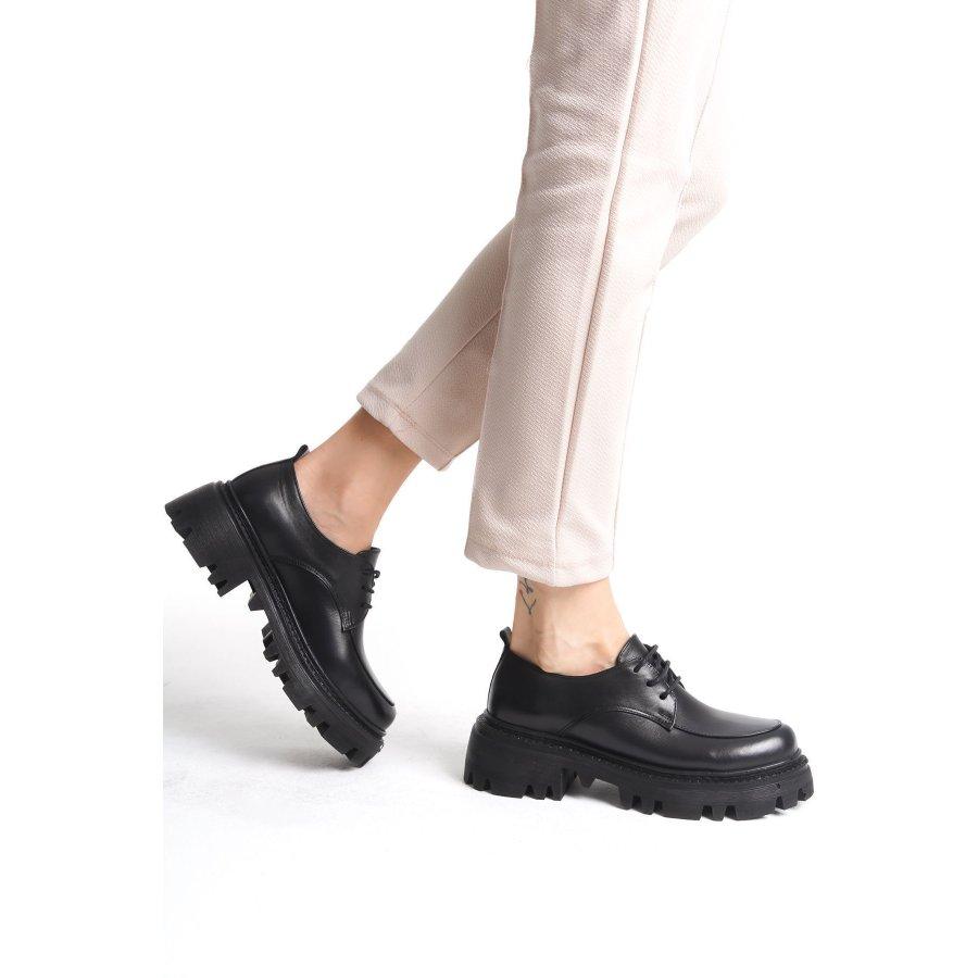 Женские повседневные туфли из натуральной кожи оксфорды