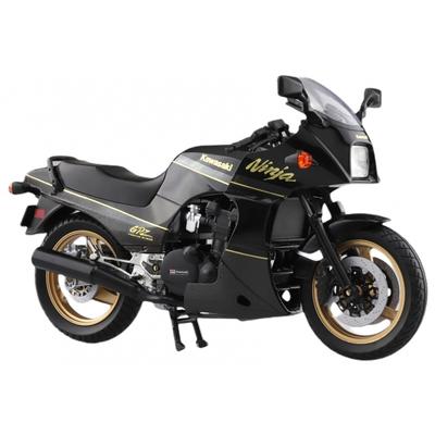 AOSHIMA Skynet 112 Завершенный мотоцикл Kawasaki GPZ900R BlackGold