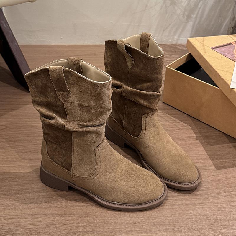 Ретро плиссированные ботинки на толстом каблуке женские короткие ботинки 2025 новые осенние Мартин тонкие ботинки V-образный вырез тонкие ботинки-рыцари