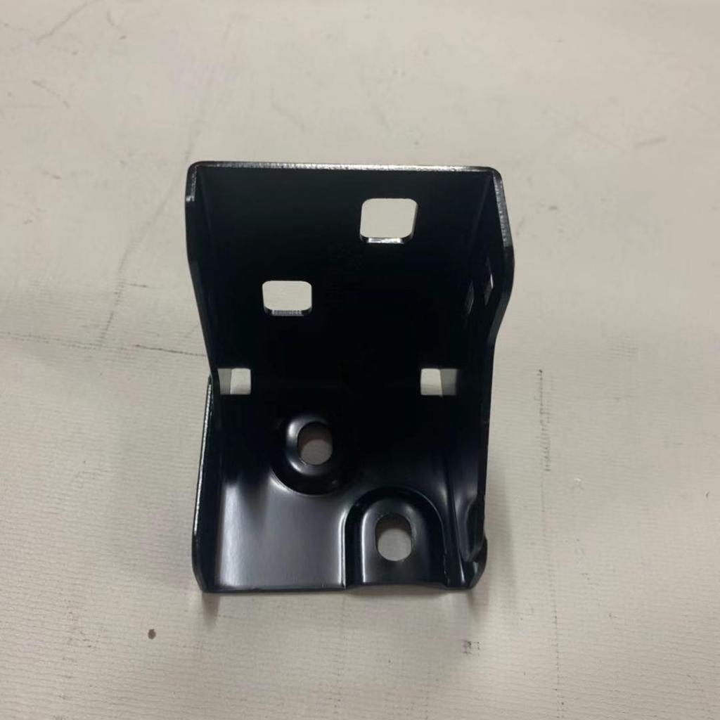 Radiator Support Front Left for Mercedes-Benz W205 (Used) - Part 2056260112