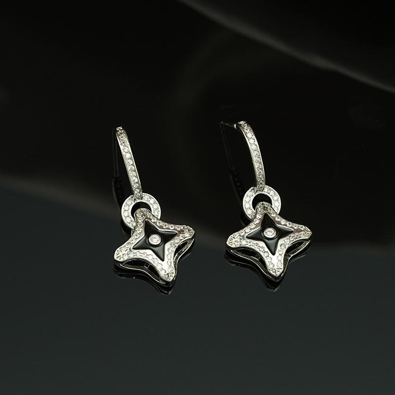 Четырехлистный клевер геометрические циркониевые серьги-капли с маслом женские высококачественные серьги Sense маленькие ароматные темпераментные серьги в стиле ретро