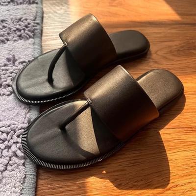 Женская обувь – Сандалии