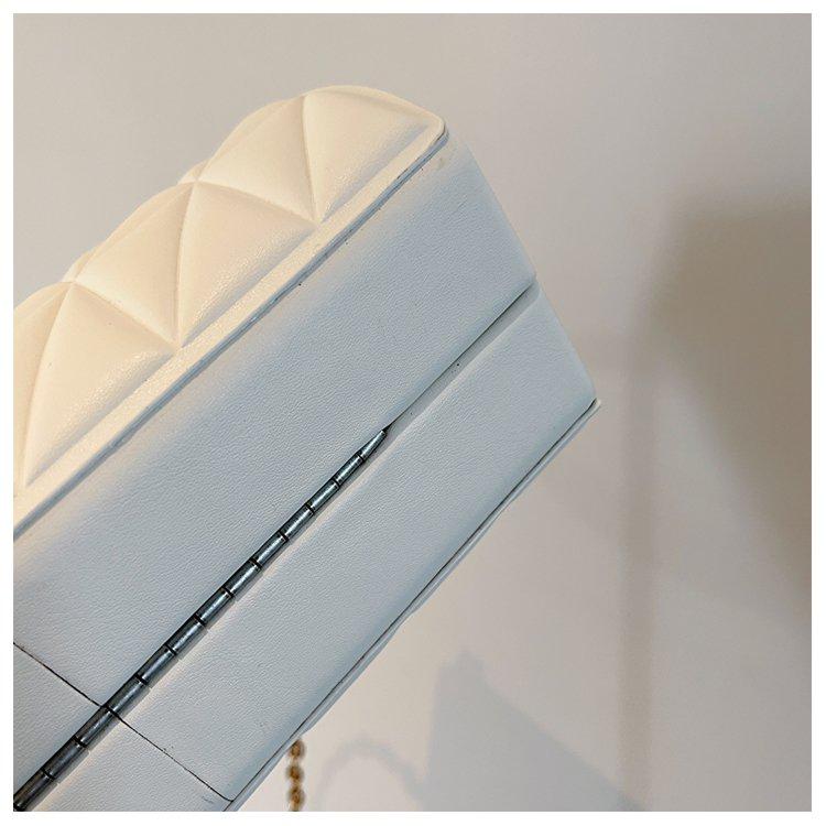 Luxury Hand Bags For Women Metal Handle Boxy Totes Fashion Quilted Pattern Bag Women's Branded Trending Famous Clutch Box Bag