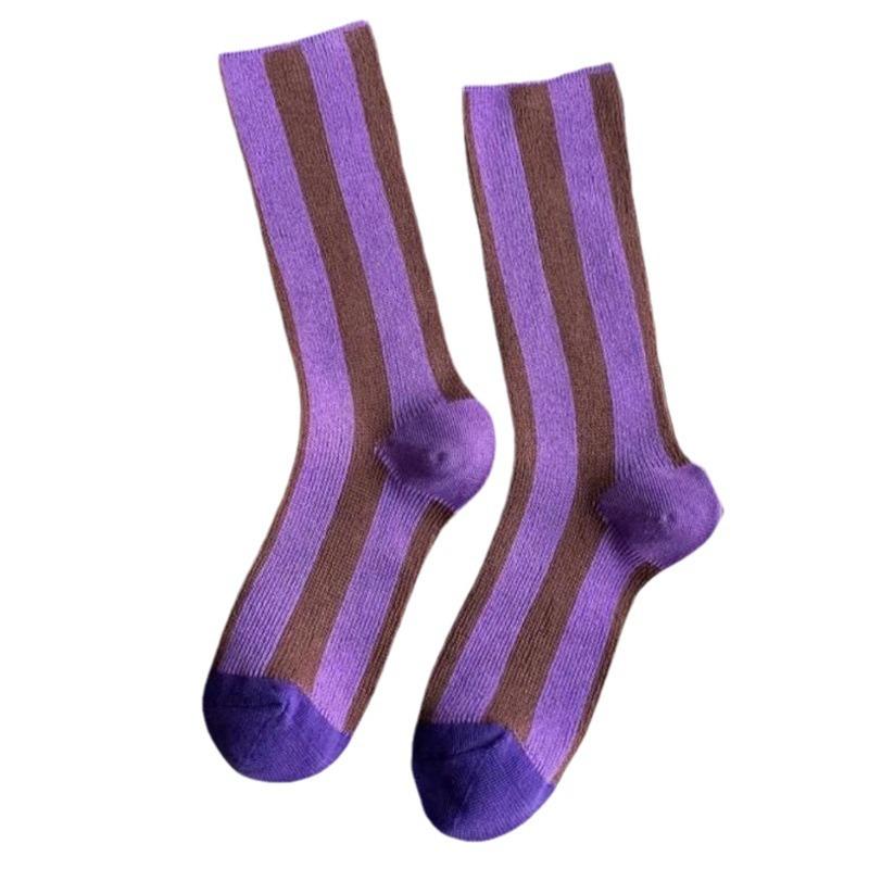 New European Trend Contrasting Color Vertical Stripe Medium Tube Socks Design Double Needle Double Way Cotton Socks