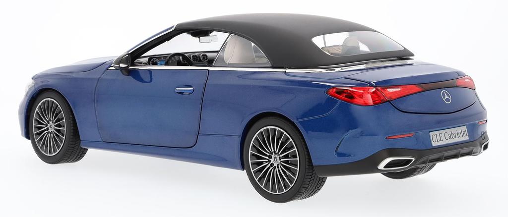 [Mercedes-Benz Collection] Genuine CLE Cabriolet (A236) AMG Line Spectral Blue 1/18 Scale Model