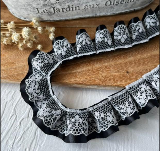 Черная кружевная органза для самостоятельного изготовления одежды и аксессуаров - украшение горловины и подола юбки