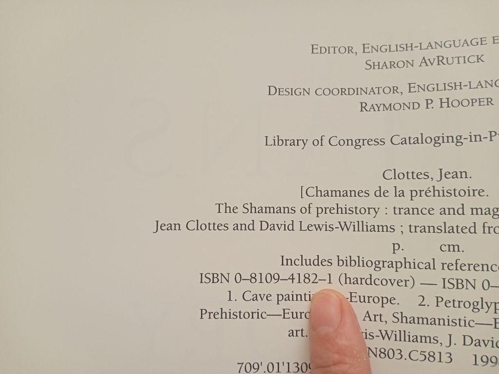 [Б/У] Шаманы Шаманы Доисторической эпохи Английская книга