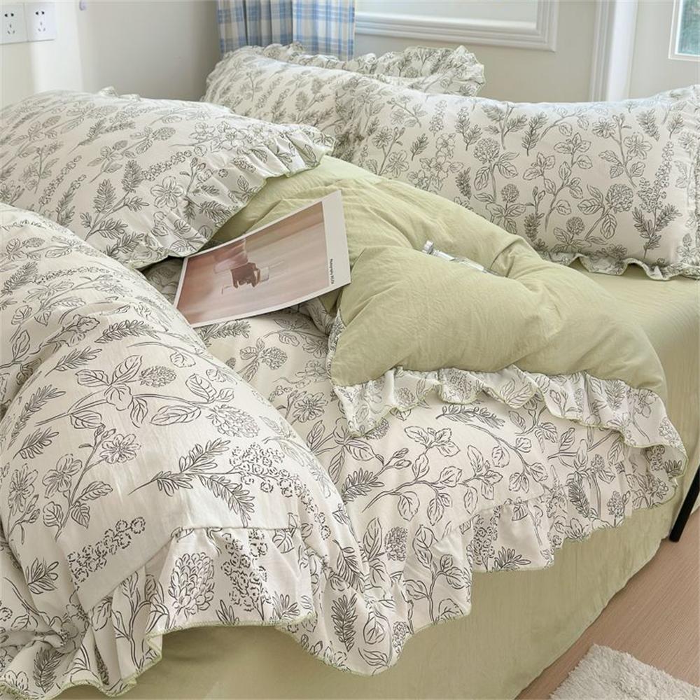 Ins Style Korean Princess Washed Cotton Four Piece Set Fresh Lace Duvet Cover Set, Bed Sheet Three Piece Set On the Bed