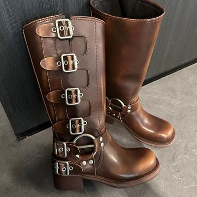 Miu * домашние рыцарские сапоги пряжка ремня толстый каблук ботинки мартин женские кожаные ретро сапоги до колена западные ковбойские сапоги