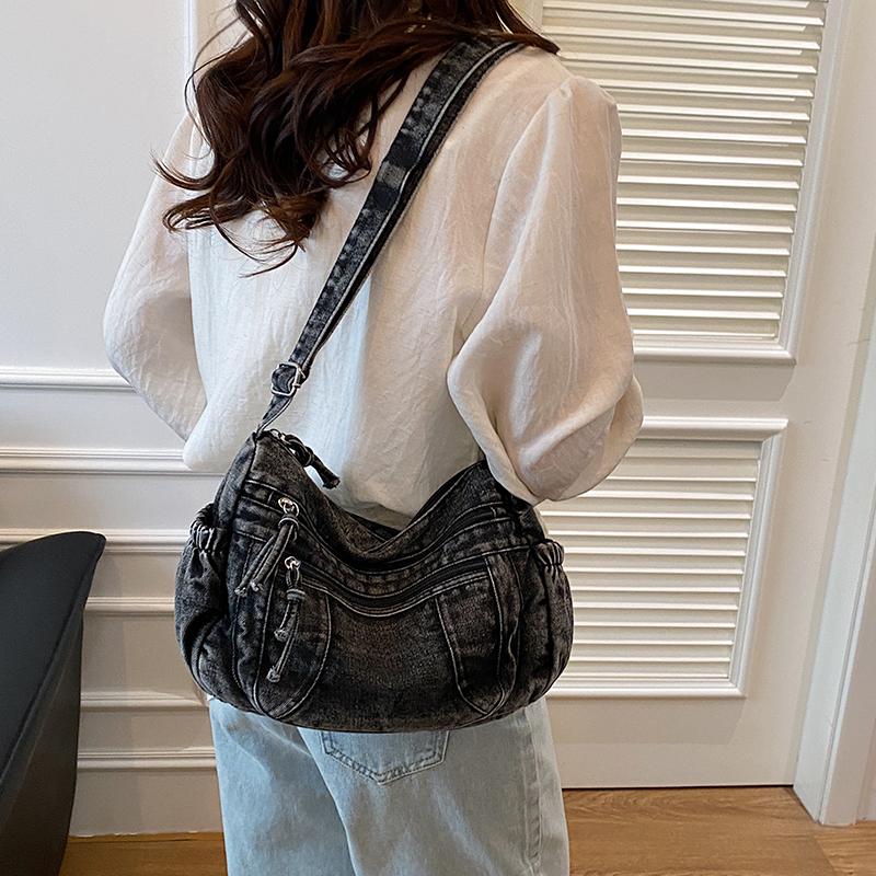 Джинсовая сумка Женская пригородная большая сумка Сумка через плечо большой вместимости Студенческая сумка класса