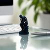 Орнамент "Мыслитель", 3D-печатная матово-белая скульптура, Скульптура для гостиной, Декор для рабочего стола, книжной полки