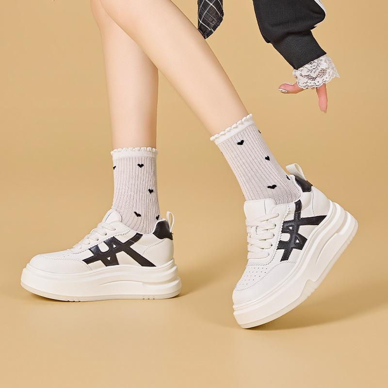Platform women's 2026 summer new shoes women's shoes versatile casual shoes heightening women's board shoes