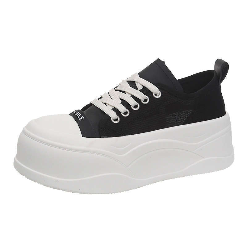 Маленькие белые туфли женские летние тонкие 2025 новые легкие дышащие сетчатые туфли на платформе, маленькие туфли на толстой подошве, увеличивающие рост