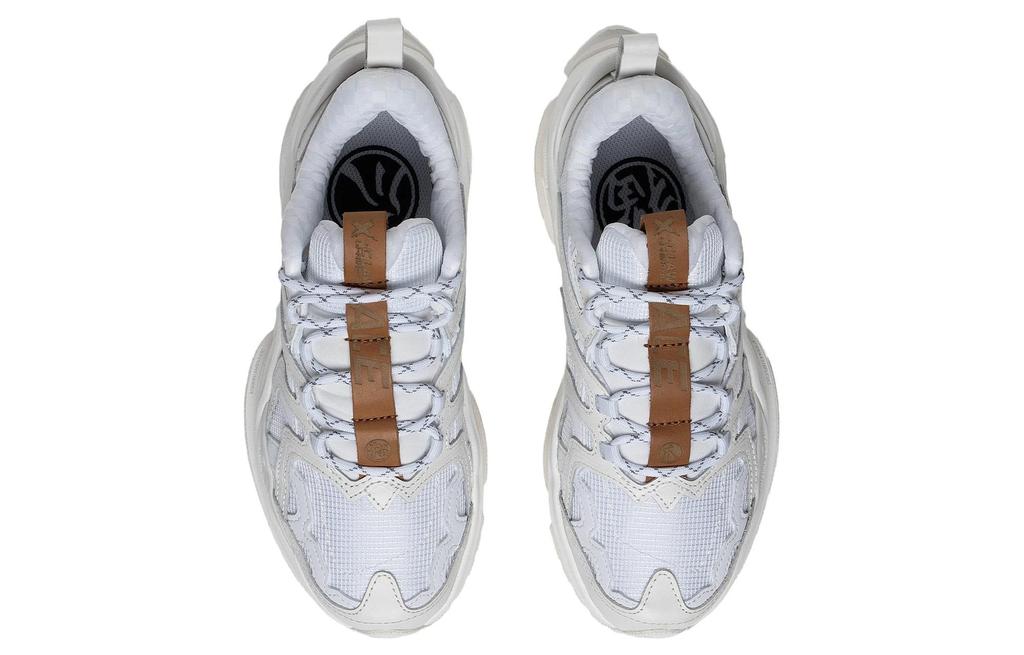 Li Ning Текстиль, Синтетическая кожа Низкие повседневные туфли Женские AZGS104-2