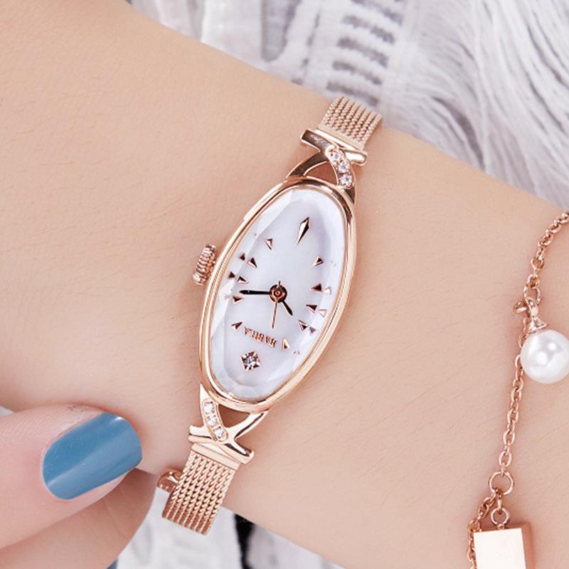 Niche Popular Retro Style Oval Luxury Diamond-Encrusted Women'S Watch Small Temperament Does Not Fade Quartz Watch