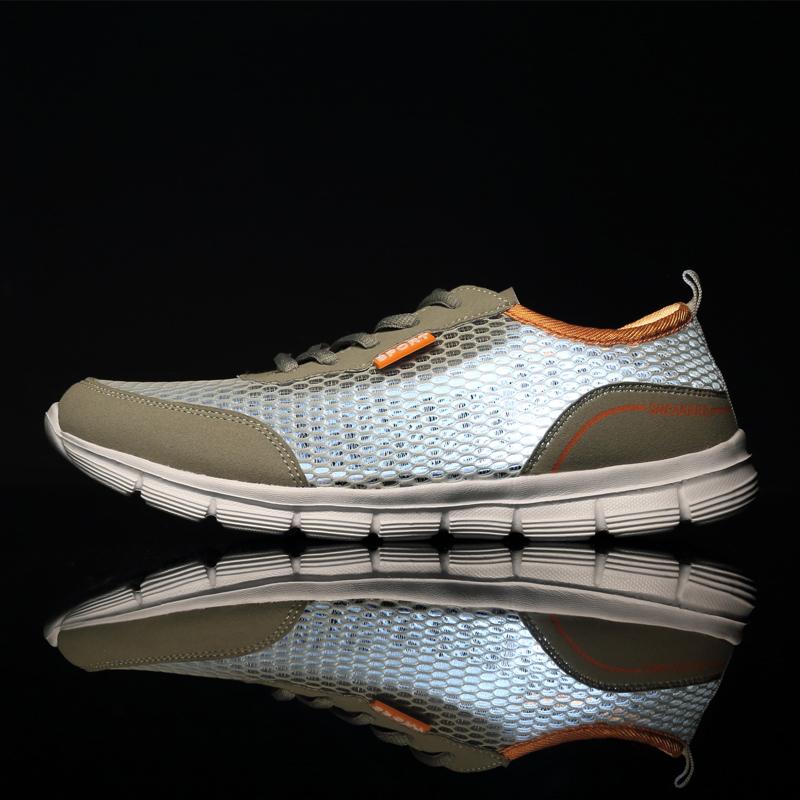 Lightweight Men Shoes Sneakers Summer Breathable Sneakers For Men Comfortable Sports Shoes
