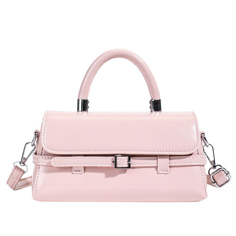 Маленькая квадратная сумка высокого класса для ношения в руке, женская, новая весенняя коллекция 2025, модная простая сумка через плечо, трендовая повседневная сумка-мессенджер