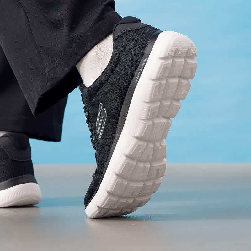 Skechers Мужская спортивная повседневная обувь для ходьбы 233049-BKW