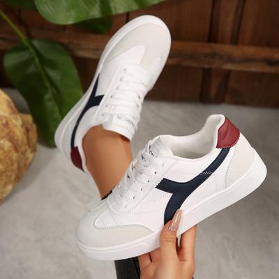 Модная женская обувь Ретро плоская подошва Универсальная белая обувь Осень Новые удобные спортивные повседневные туфли