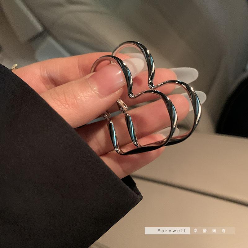 Оригинальные серьги Love, Niche Design Sense, Модные и универсальные серьги, Женские серьги-гвоздики высокого класса, Женщины