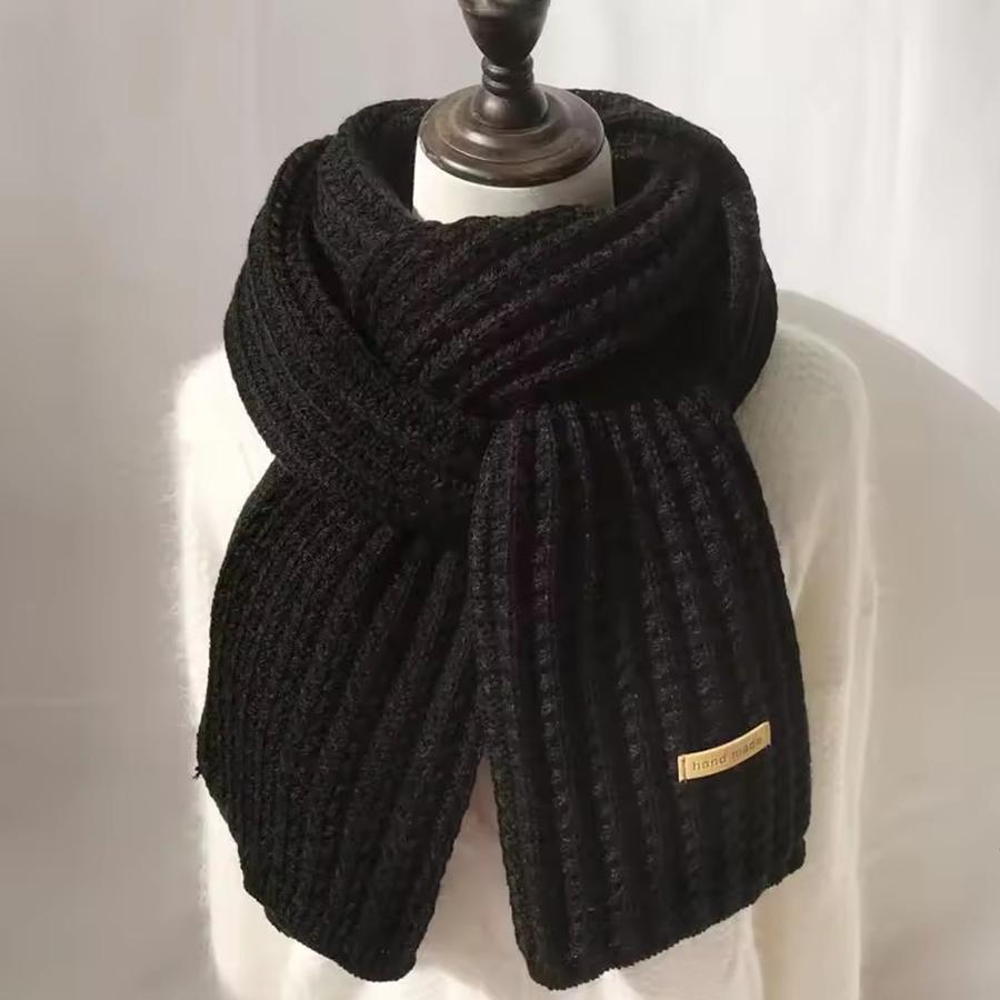 Thick, Chunky Knit Long Warm Scarf for Women and Men, Suitable for Travel and Office Use, Made of Cashmere for Winter Warmth.