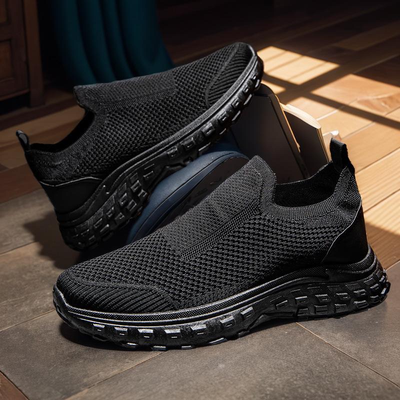 In the Spring of 25 Years, the New Trendy and Versatile Men's Single Shoes, Medium Socks, One Pedal, Flying-woven Breathable Casual Shoes