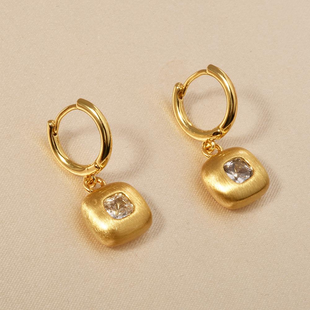 2026 French Style Brushed Heart Huggie Earrings - Matte Gold Silver Zircon Inlaid Heart Drop Earrings for Women Niche Design Jewelry