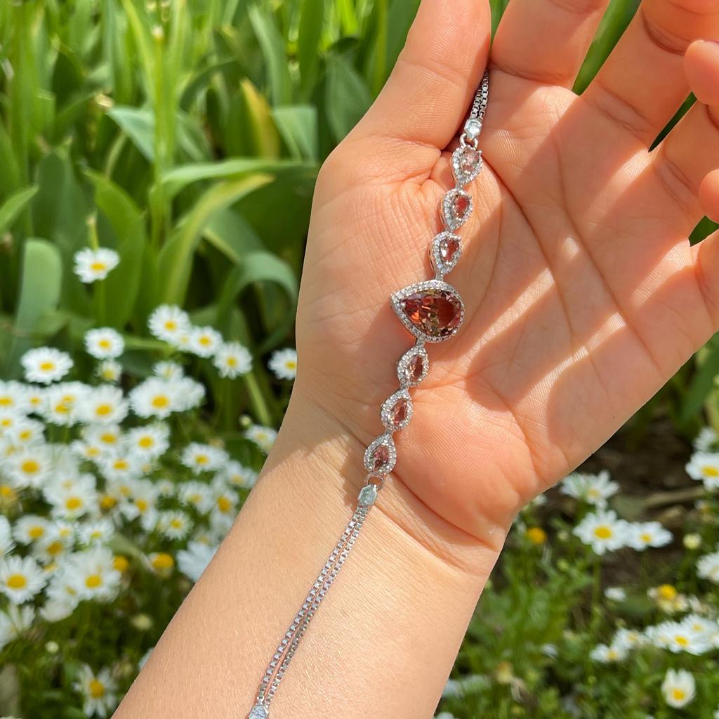 Серебряный регулируемый браслет Teardrop Zultanite Color Change Stone, серебряный браслет из султанита, ювелирные изделия из зултанита, серебряный браслет с драгоценными камнями