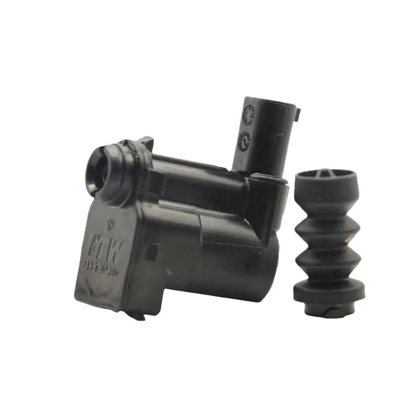 Oil Tank Door Latch Fuel Flap Cap Lock Actuator Motor For Volvo S60 V60 -2024 XC60 2018-2024 XC90 2016-2024 S90 V90CC 17-24