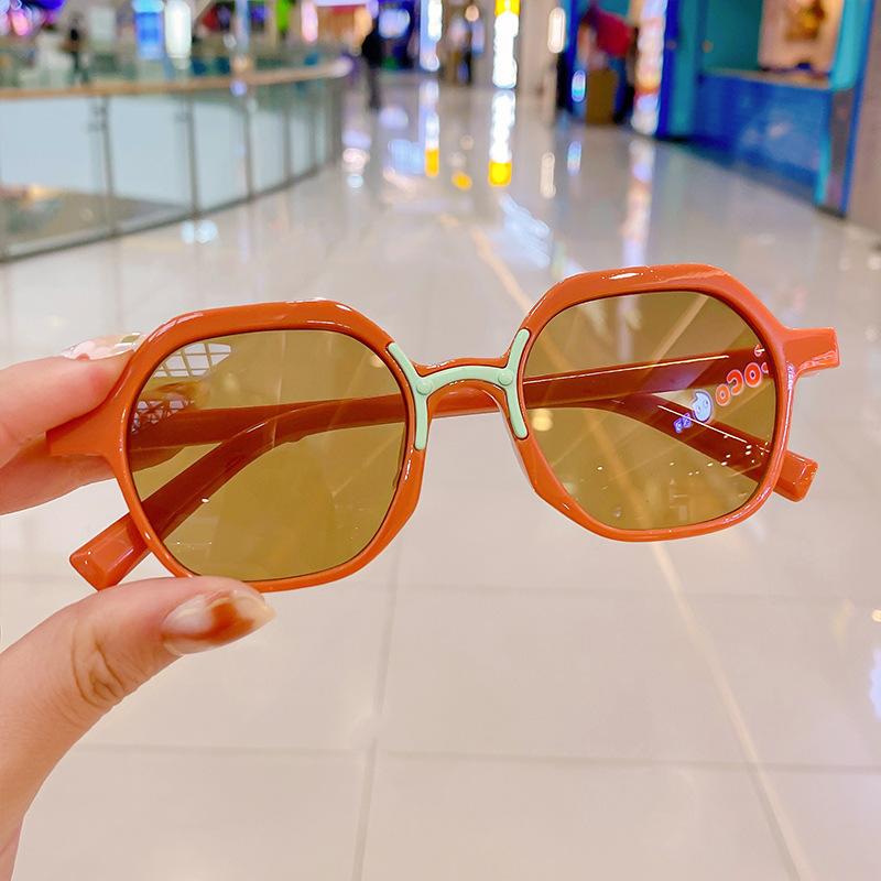 Детские очки для мальчиков и девочек Защита от ультрафиолета Детские повседневные игрушки Защита глаз Солнцезащитные очки Солнцезащитные очки для девочек