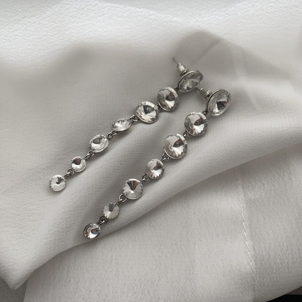 Длинные круглые серьги с бриллиантами, Серьги, Модная атмосфера, Серьги-гвоздики, Женский простой темперамент, Универсальное лицо, Тонкие серьги