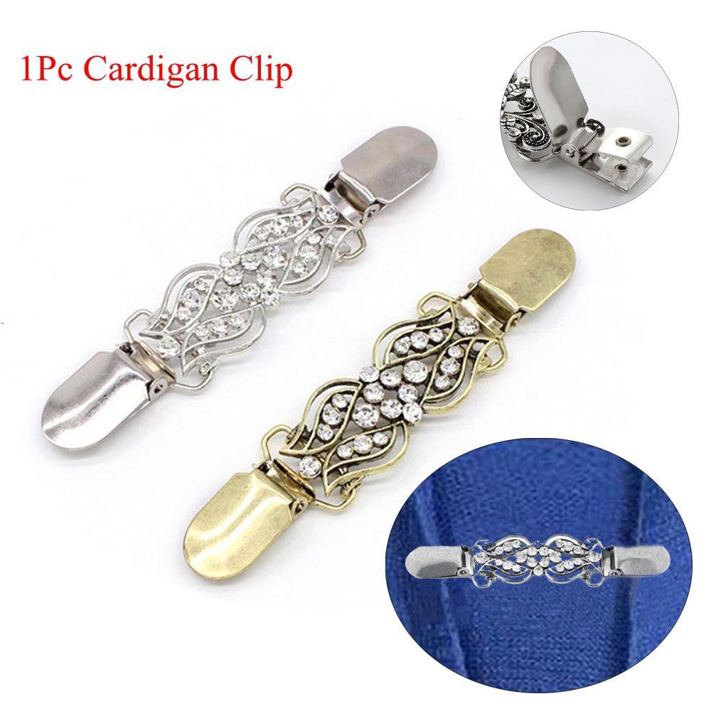 Fashion Retro New Winter Duck Clip Clasps Cardigan Clip Sweater Blouse Pin Shawl Brooch