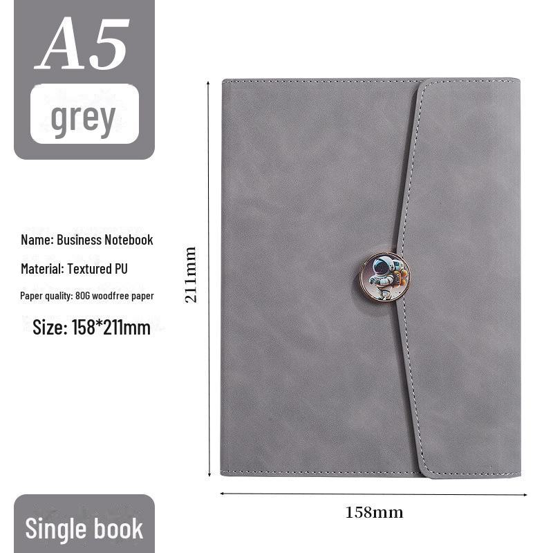 Подарочный набор из трехслойного блокнота формата А5 с индивидуальной гравировкой