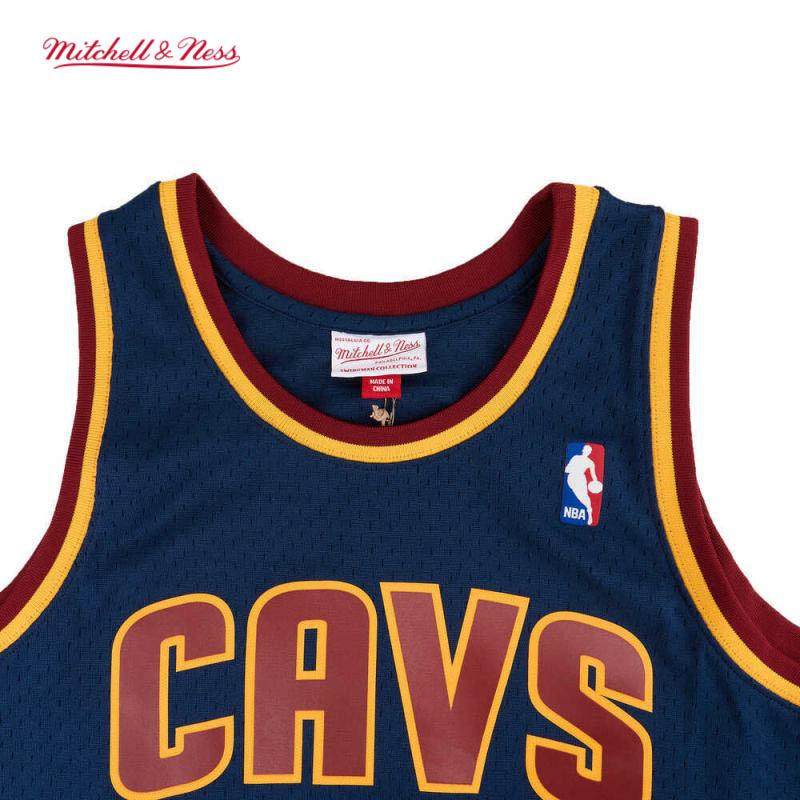 Баскетбольная майка Mitchell & Ness x NBA Swingman Унисекс Темно-синий SMJY6123-CCA11KIRASBL