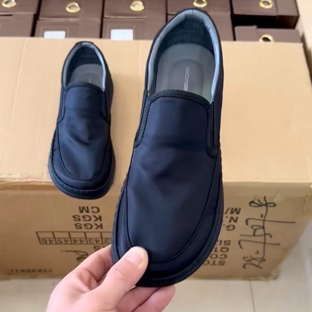 Мода 2025 Новые мужские слипоны из парусины, низкие кеды, повседневная спортивная обувь, легкие, дышащие, противоскользящие, удобные для ходьбы/зала