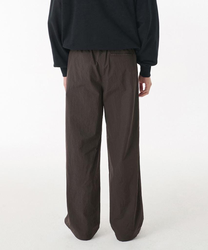 MUSINSA STANDARD Nylon Wide String Pants [Brown]