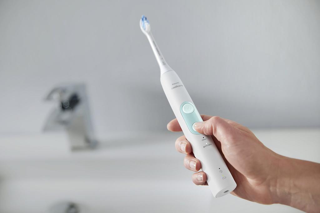 Philips Электрическая зубная щетка Sonicare ProtectClean Plus White Mint HX6457/68