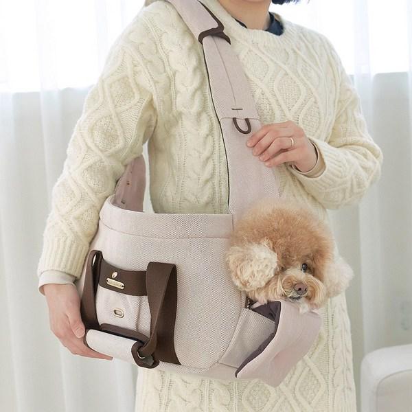 Superpet Dog Sling Bag Carrying Bag Dog Swaddling Classy Sling Bag, Korean Pet Shampoo