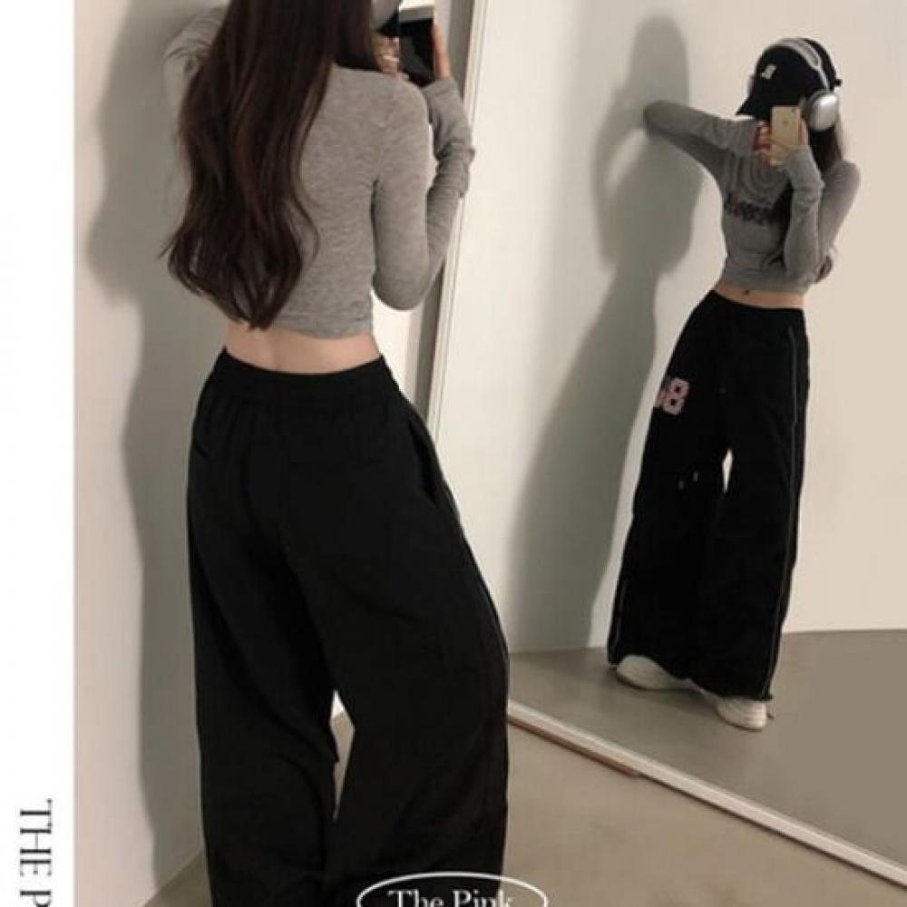 The Pink Men Ragel Banding Number Printing Track Nylon Wide Pants