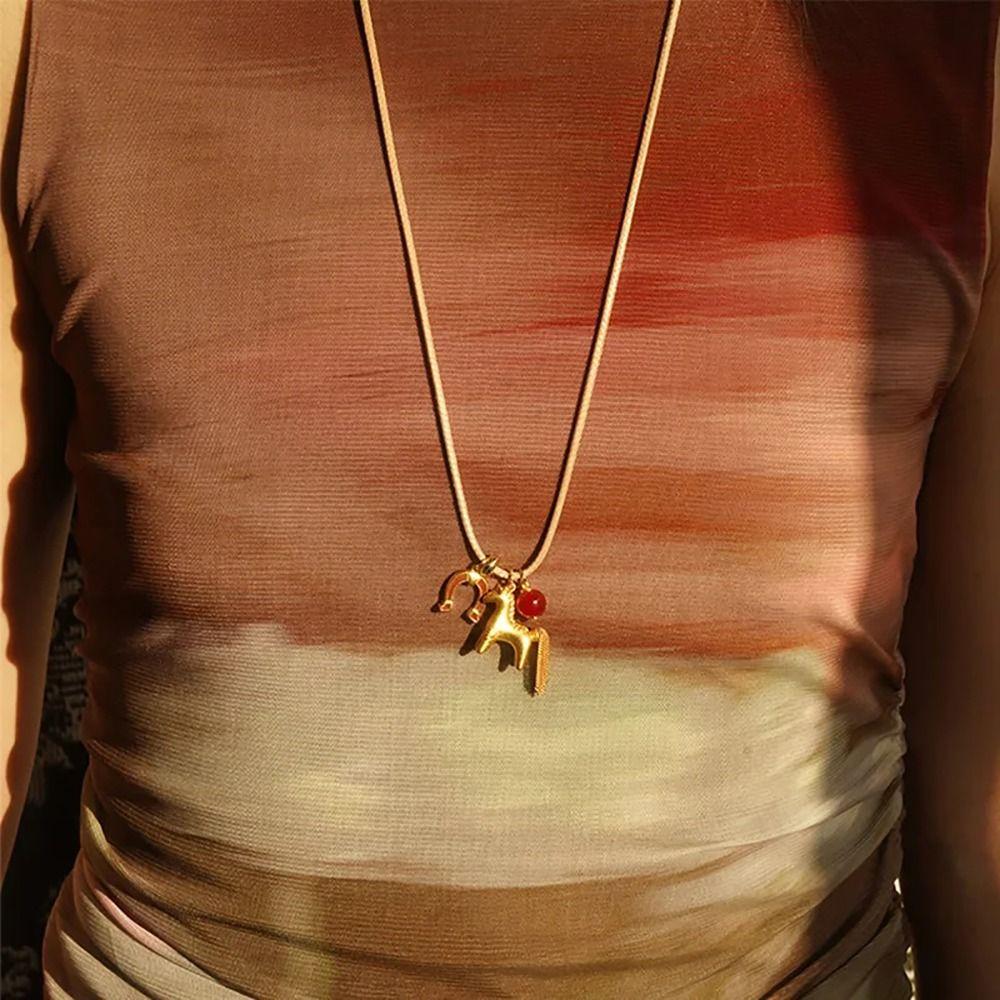 Pony-shaped Tassel Beads Necklaces Multi Tassel Cartoon Horse Necklaces Female Accessories