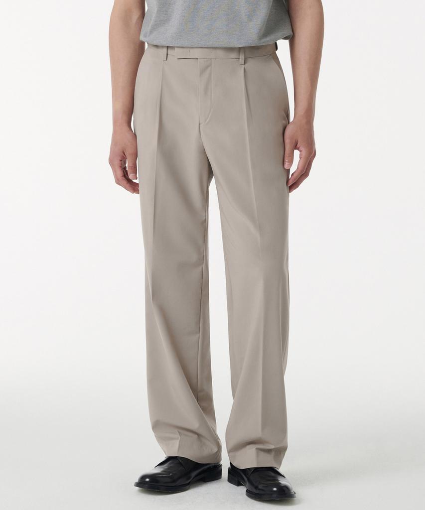 MUSINSA STANDARD [Cooltandard] Wide Hidden Elastic Waist Slacks [Light Beige]