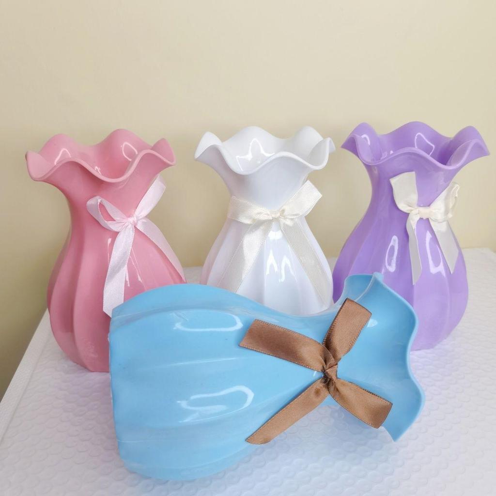 Lotus Leaf Plastic Vase for Water Storage: Home & TV Cabinet Decor