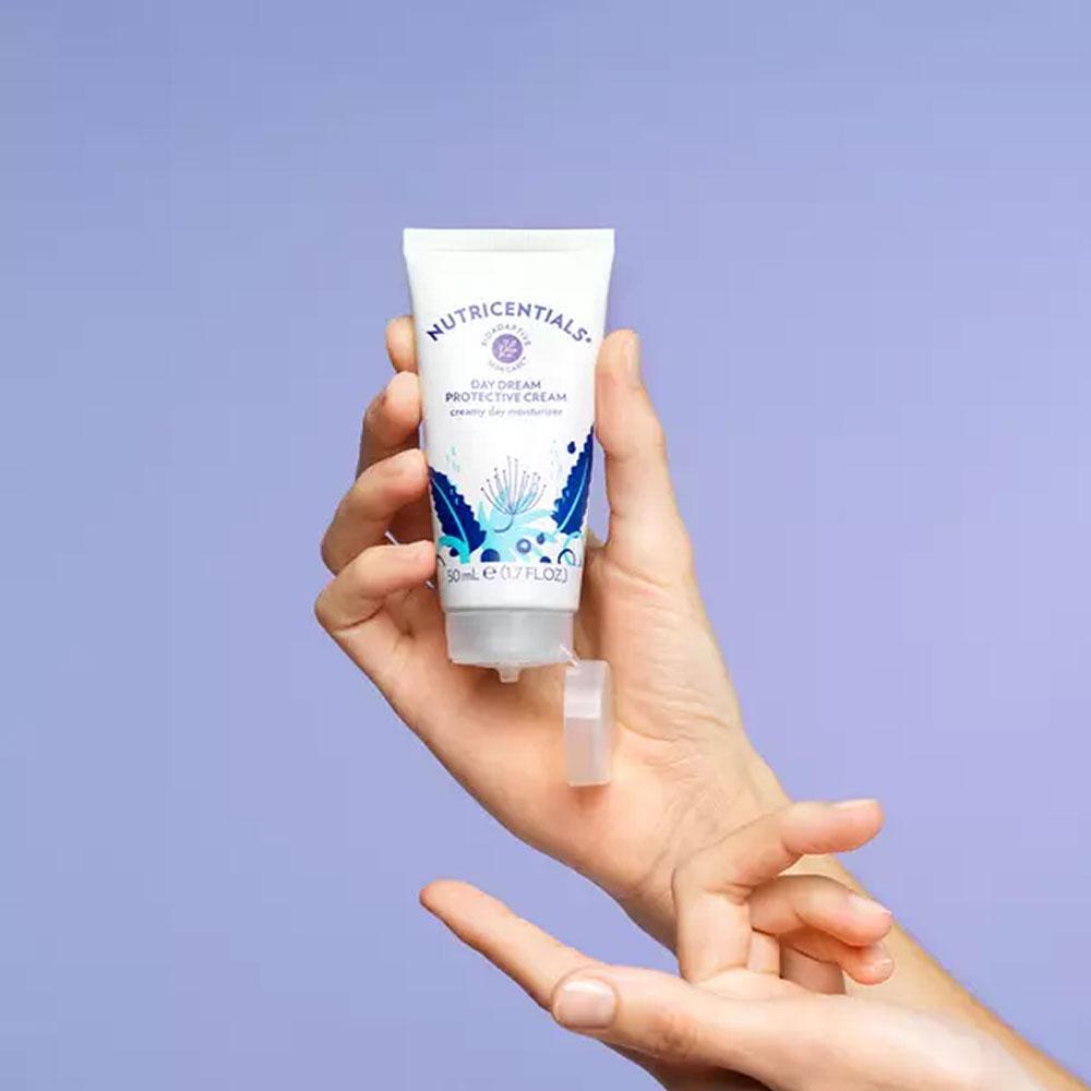 NU SKIN Лосьон Day Dream Защитный лосьон 50 мл (SPF35+)