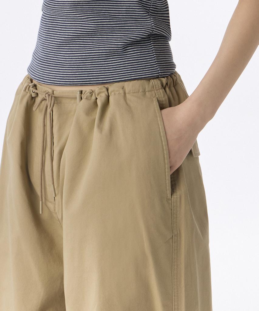MUSINSA STANDARD WOMAN Женские хлопковые парашютные брюки [Бежевый]