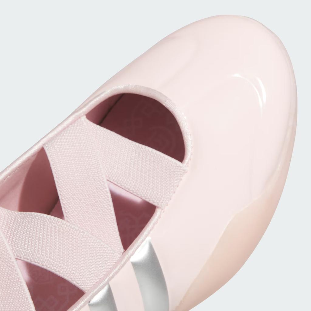 JR6485 Кэролайн Ху Эдисон Чен adidas Originals Тхэквондо Сэнди (Женский)