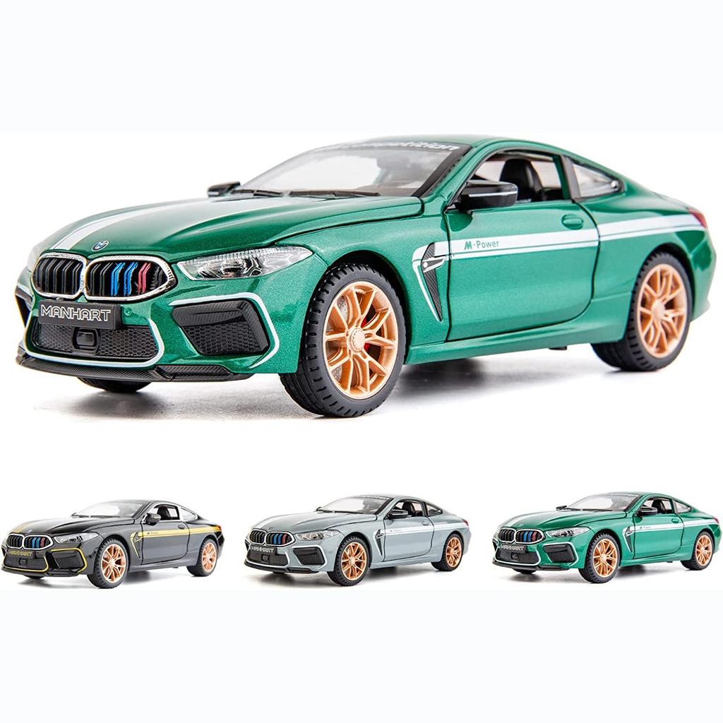 1:24 Scale M8 Model Car, Zinc Alloy Pull Back Toy Car with Sound and Light for Kids Boy Girl