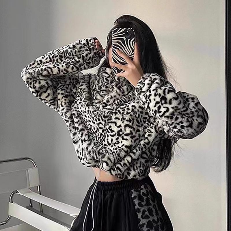 0.5/1/2 Yards 10mm Imitation Rabbit Zebra Stripes Faux Fur Fabric for Sewing Winter Coats Scarf Blankets Handmade DIY Fabrics