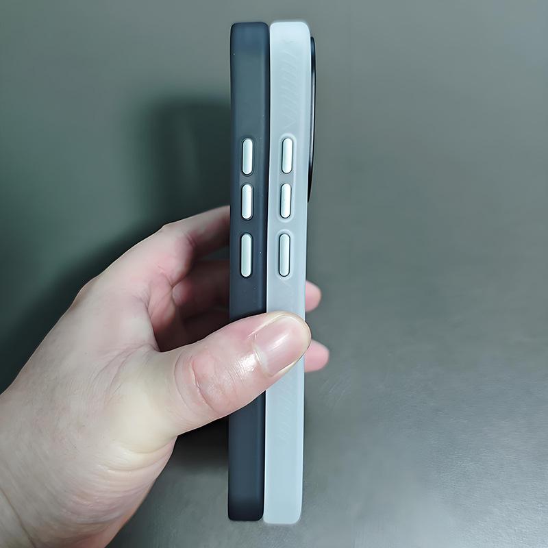Чехол для Xiaomi 17 Pro Max Magsafe Роскошный Тонкий Матовый Черный Полупрозрачный Матовый Легкий Мягкий на Ощупь как Кожа Младенца Чехол-Защита для Телефона