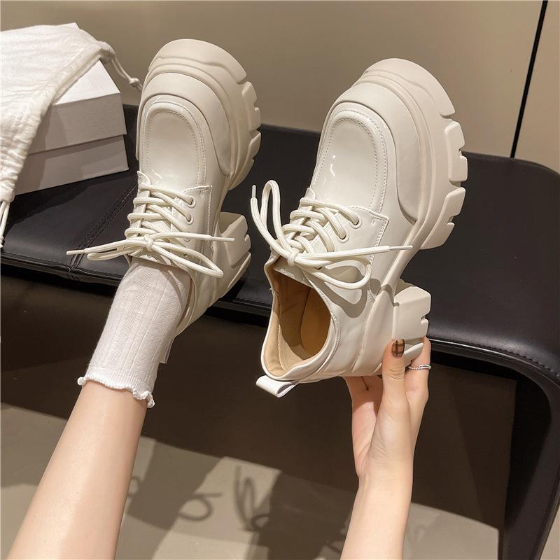 Platform single shoes women's spring and autumn 2025 new fashion loafer small muffin women's shoes black British style small leather shoes